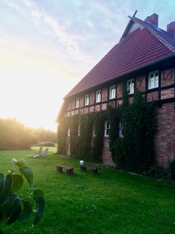 Landhaus Schönhof Feldberger Seenlandschaft Exterior foto