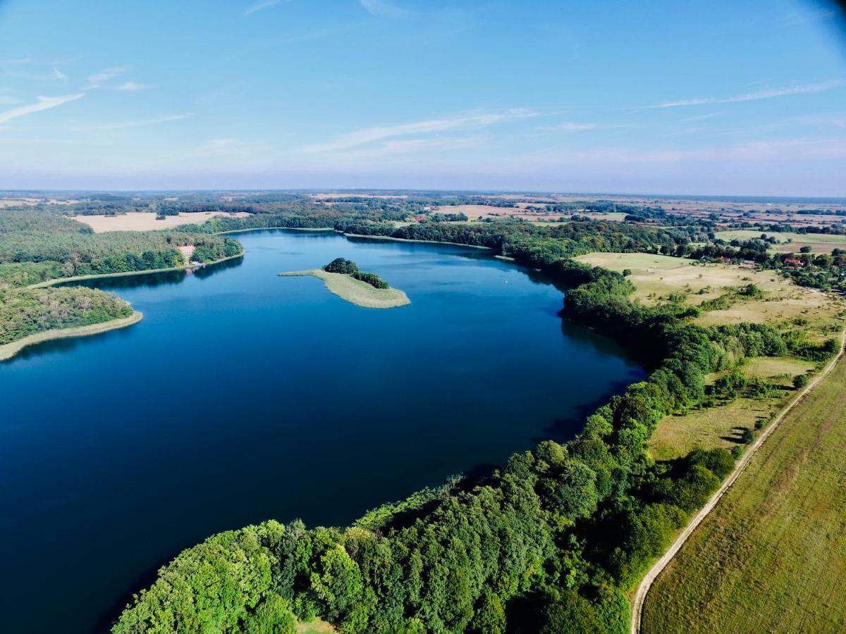 Ferienwohnung Landhaus Schönhof Feldberger Seenlandschaft Exterior foto